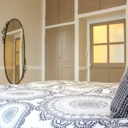 Appartement Passe Partout Lucenay-l'Eveque المظهر الخارجي الصورة