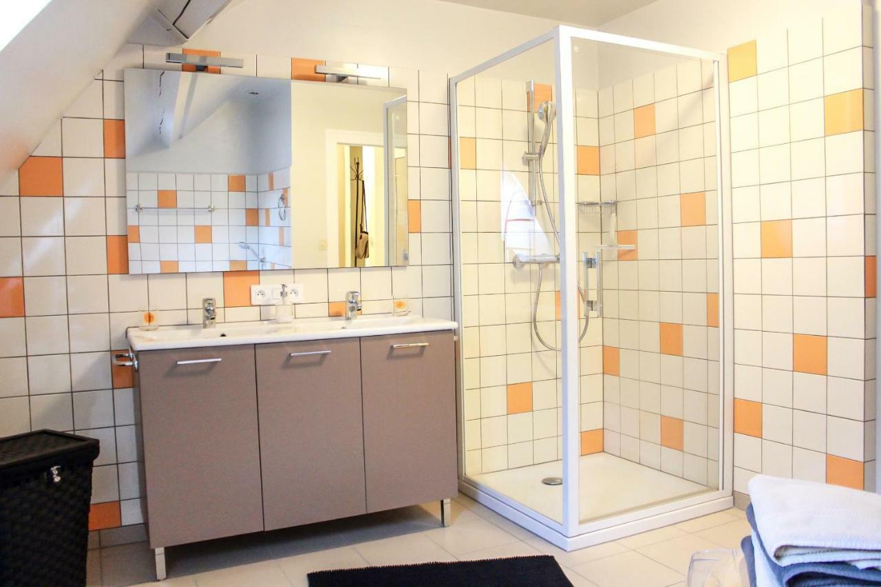 Appartement Passe Partout Lucenay-l'Eveque المظهر الخارجي الصورة