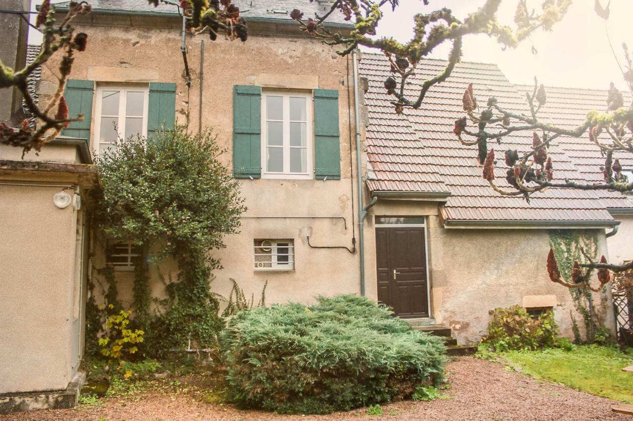 Appartement Passe Partout Lucenay-l'Eveque المظهر الخارجي الصورة